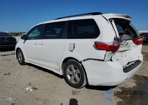 2018 Toyota Sienna Le из США, поврежденный, VIN 5TDKZ3DC6JS965349